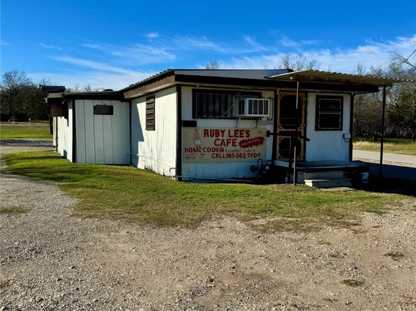 209 N Martin Luther King Jr Hwy, Mexia, TX 76667