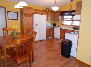 3891 Thornapple Rd, Slinger, WI 53086