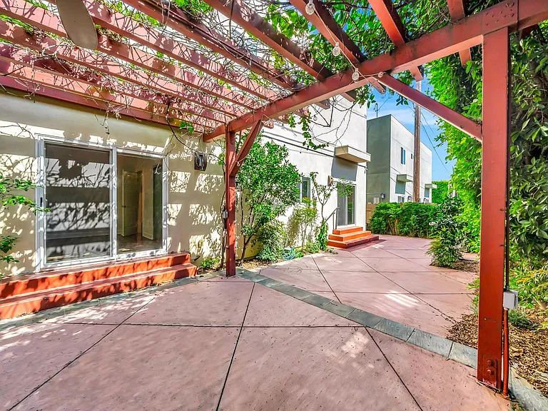 3533 Tuller Ave — Photo 45
