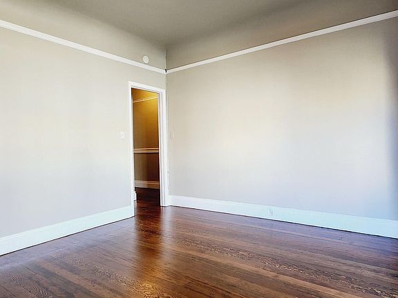 3rd image of 19 Ramona Ave APT 4