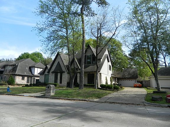 2nd image of 2510 Forest Garden Dr