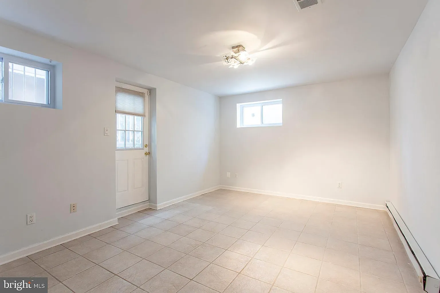 Studio, 470 sqft, $1,500 — Photo 2