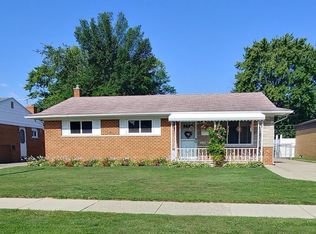 30147 Bradner Dr, Warren, MI 48088