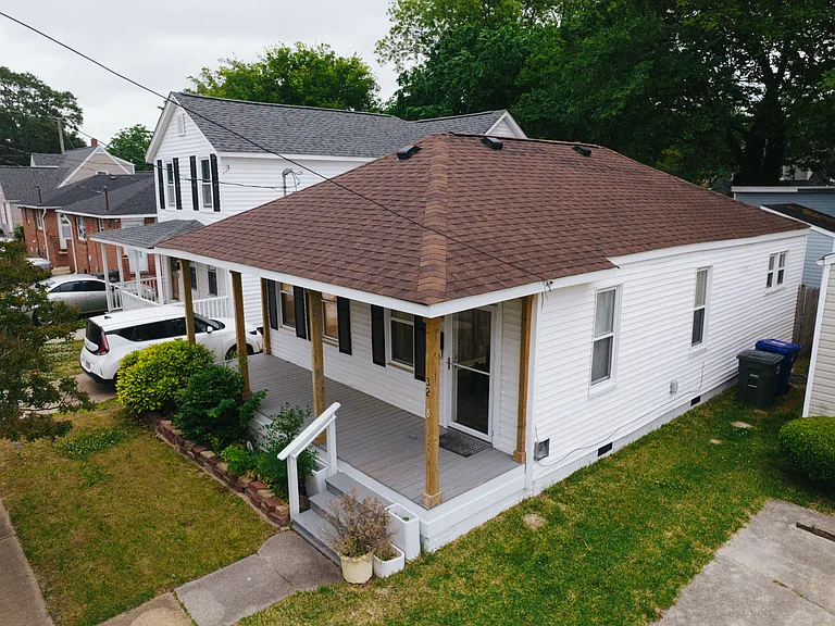 3228 Argonne Ave — Photo 2