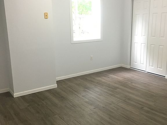 5th image of 1459 Jefferson Ave Unit A