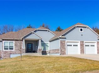 17795 Stoney Creek Ln, Warsaw, MO 65355