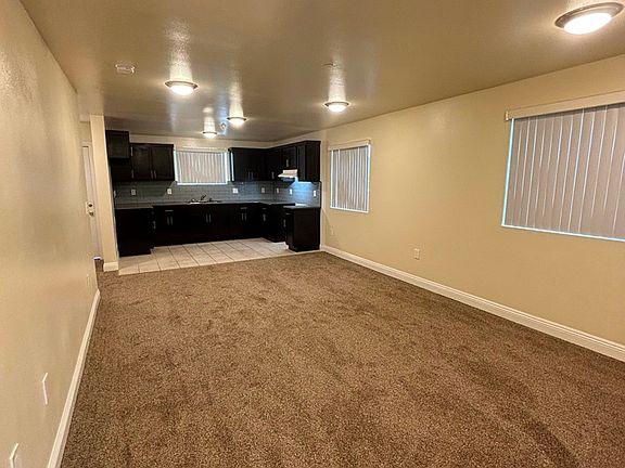 2nd image of 556 W 47th St #558