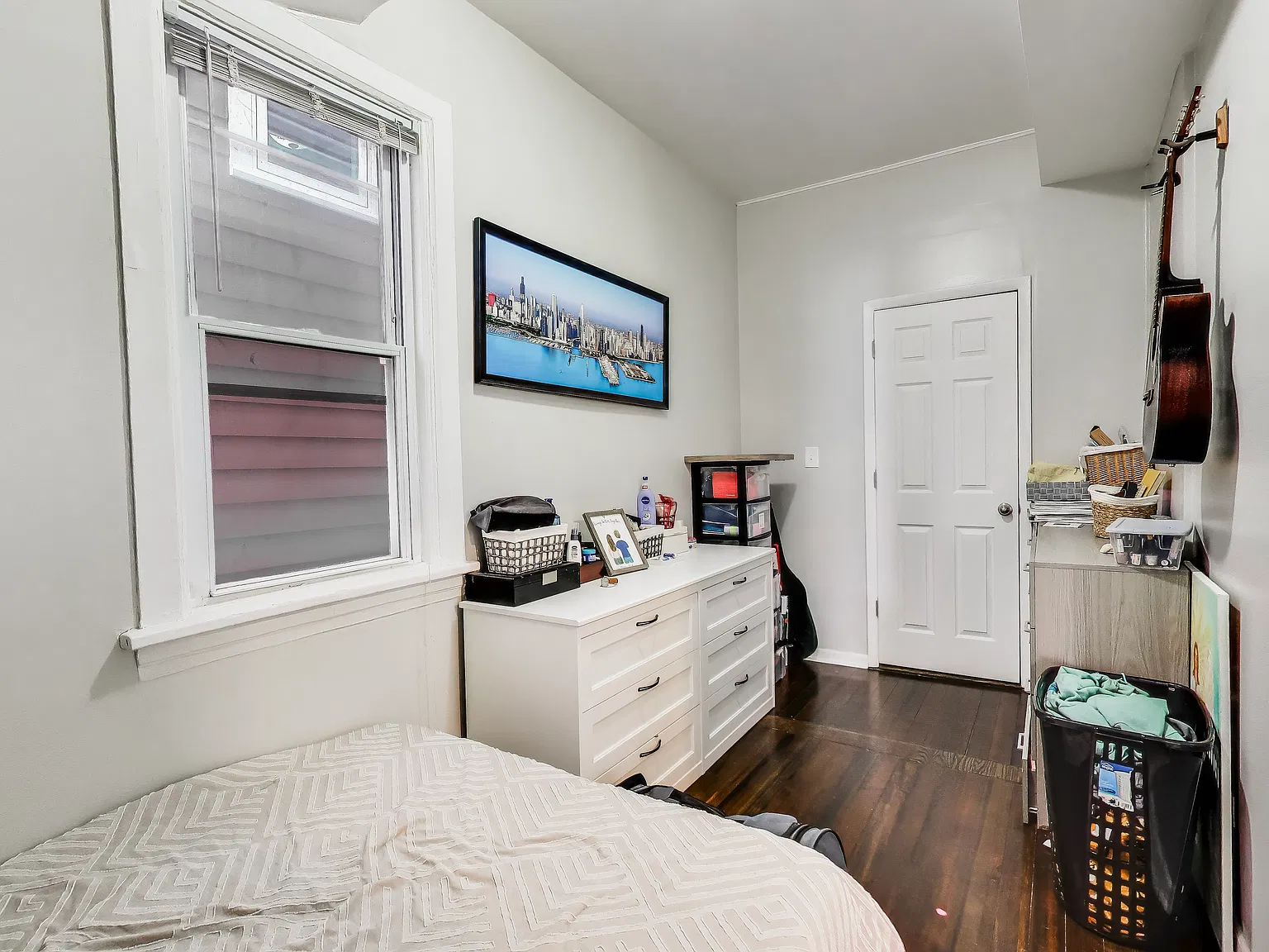 2 bed, 1100 sqft, $2,400 — Photo 4