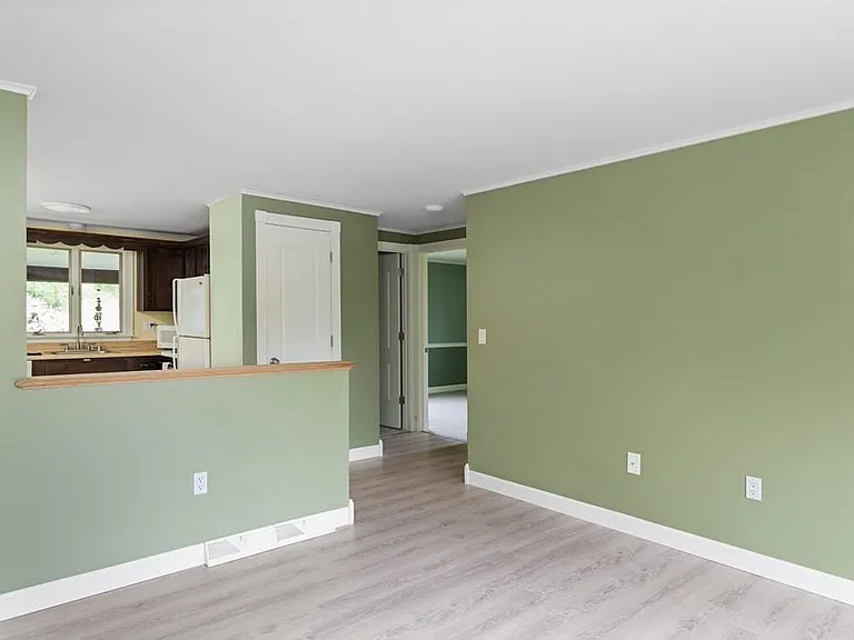 46 Harrison Pl — Photo 8