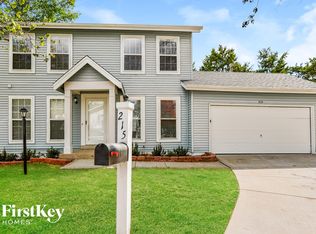 215 Coachman Way #O, O'Fallon, MO 63368