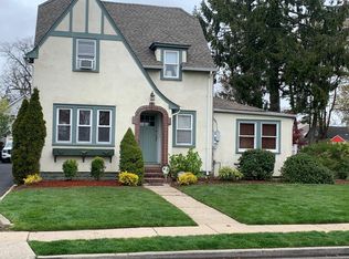 2820 Weeks Ave #A, Oceanside, NY 11572