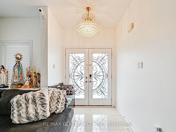 3rd image of 7 Bellotti Cres