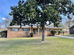 303 Mustang Dr, Dothan, AL 36301