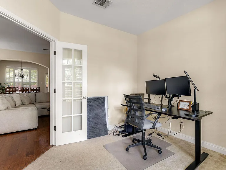 1821 Village Oak Ct — Photo 13