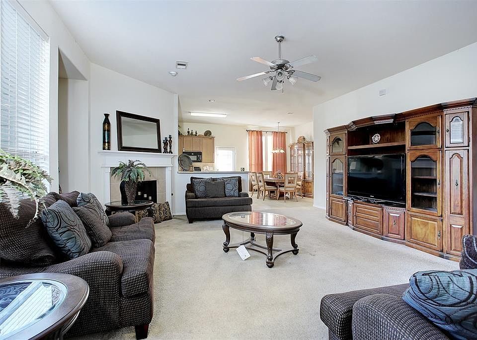 1st image of 111 Laurel Meadow Ct