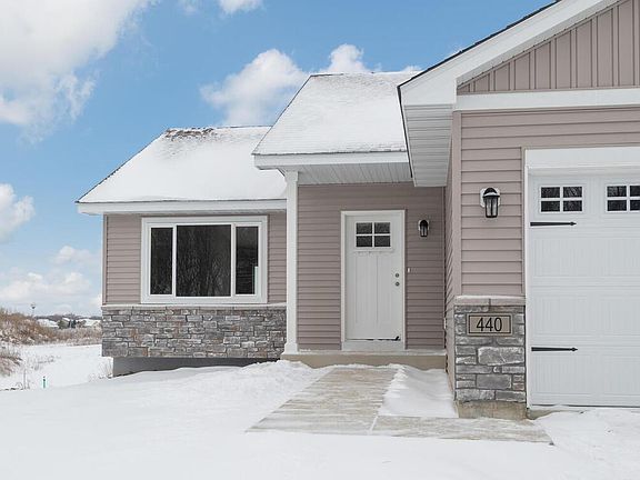 4th image of 440 Prairie View Dr