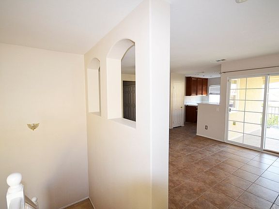 4th image of 15613 Lasselle St APT 16