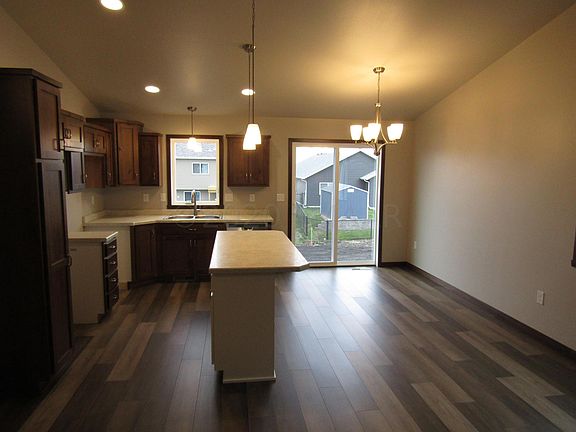 3rd image of 4517 19th St S