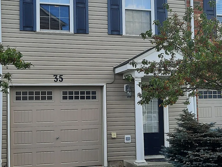 91 Coughlin Rd #35 — Photo 1