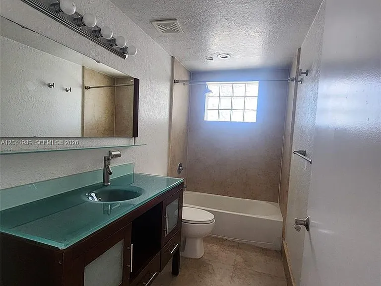 1080 99th St #221 — Photo 17