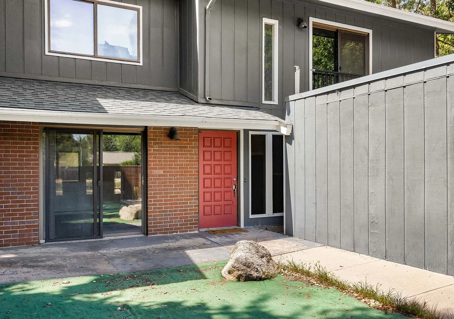 Spacious 3B/2B Home in Boulder — Photo 2