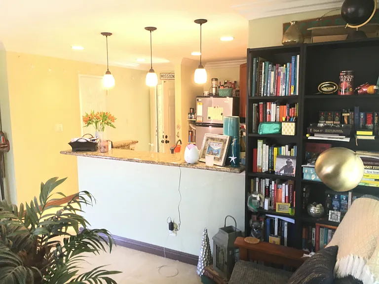 7565 Charmant Dr #614 — Photo 10
