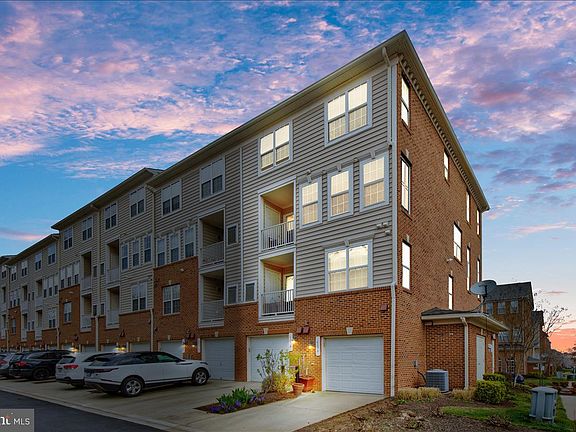 3rd image of 6274 Woodruff Springs Way #32