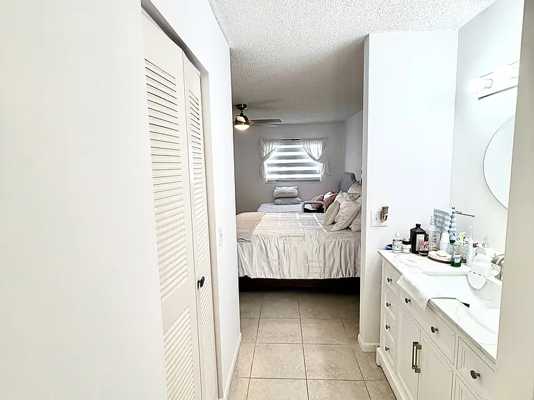 650 SW 124th Ter #202 — Photo 11