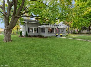40 Cedar Ave, Lake Villa, IL 60046