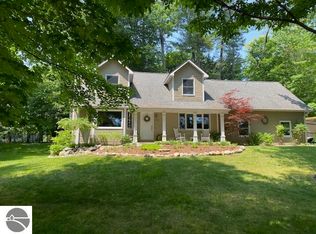 833 Birchwood Ave, Traverse City, MI 49686