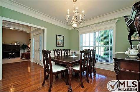 2nd image of 2707 Ormond St