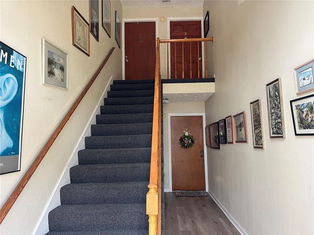2 bed, 1.0 bath, 1000 sqft, $1,850 — Photo 2