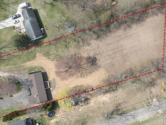 3rd image of 1318 Swedesboro Rd
