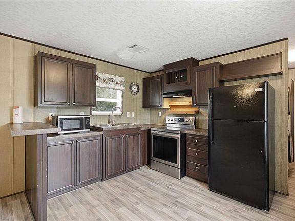 4th image of 3342 SW 166TH COURT ROAD