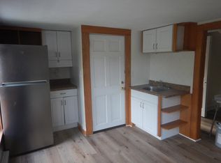 188 Thacher St #3, Attleboro, MA 02703