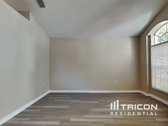 2nd image of 2224 Roanoke Springs Dr