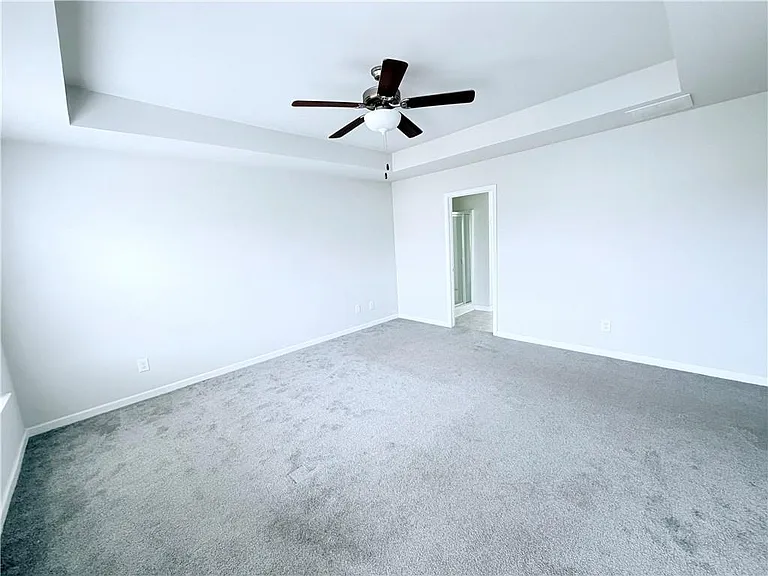 409 McGinnis Cir — Photo 23
