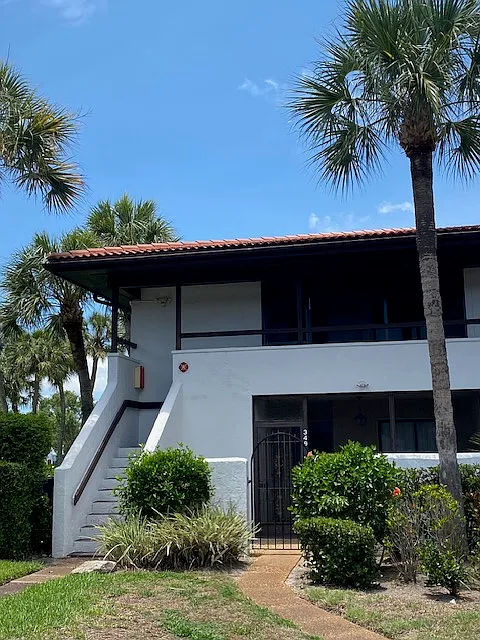 2 bed, 1185 sqft, $1,950 — Photo 3