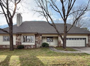 9 Dunedin Dr, Bella Vista, AR 72715
