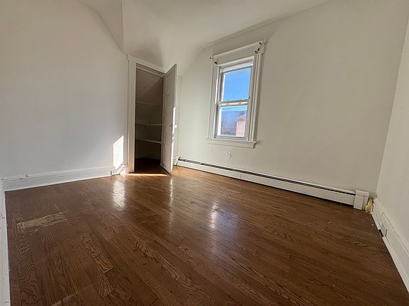 3rd image of 82 E 18th St Floor 3