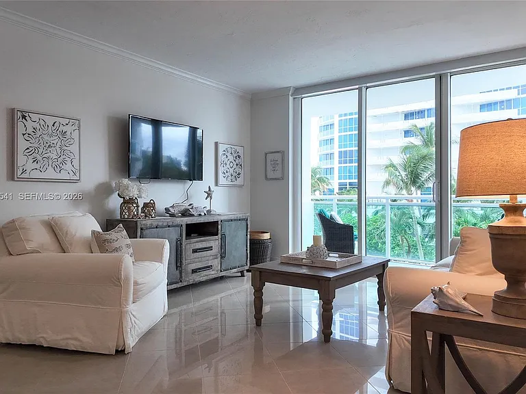 3001 S Ocean Dr #319 — Photo 11