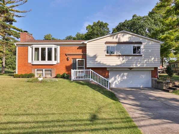 10585 Sharondale Rd, Cincinnati, OH 45241