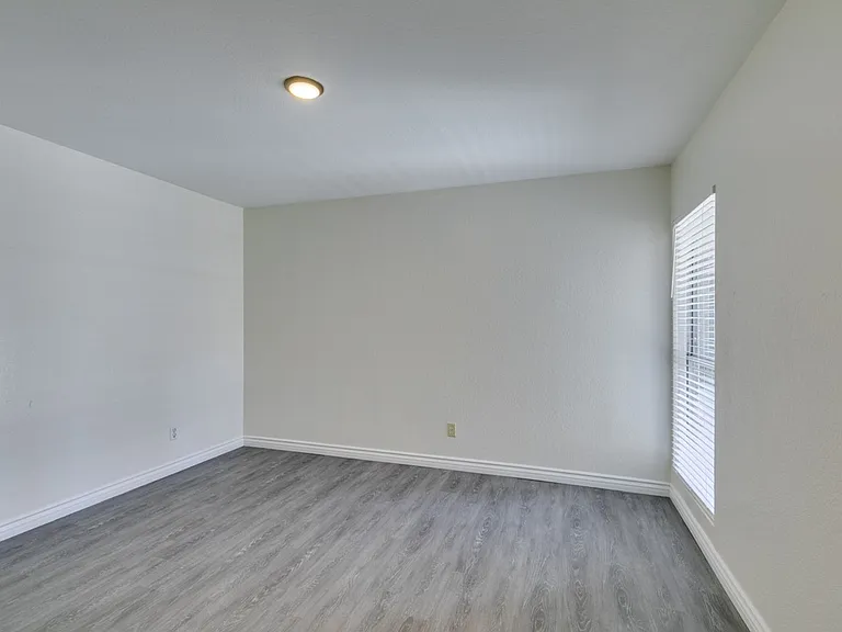 3790 Shirebrook Dr #97 — Photo 21