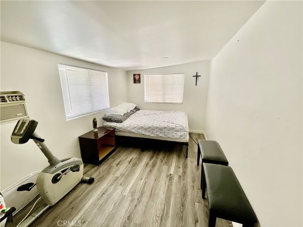15717 Woodruff Ave #8, Bellflower, CA 90706