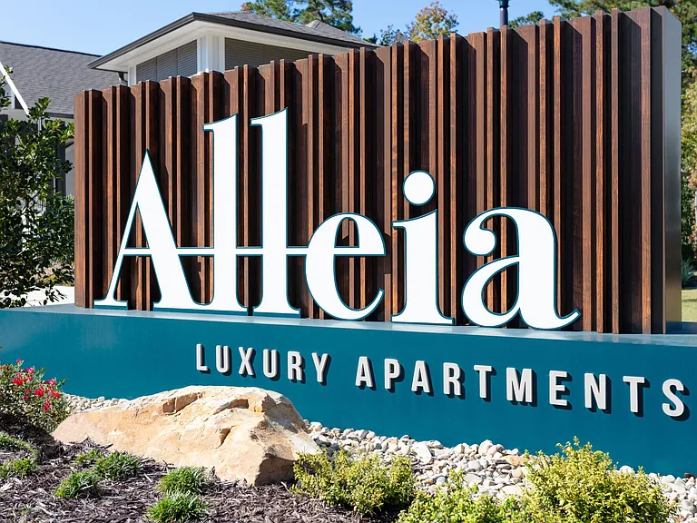 Alleia Luxury Apartments — Photo 21