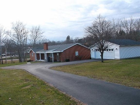 4th image of 1810 Highway 11 S