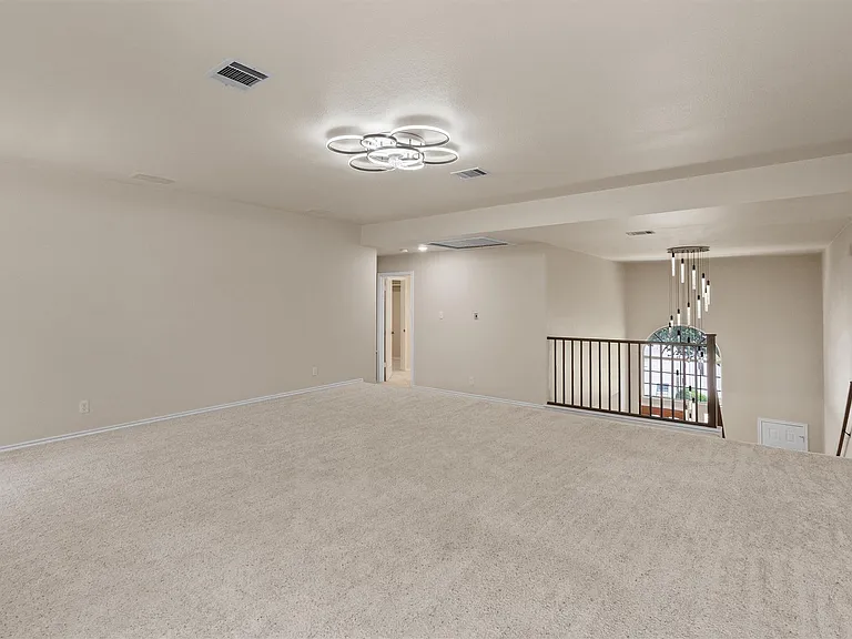 201 Covala Dr — Photo 22