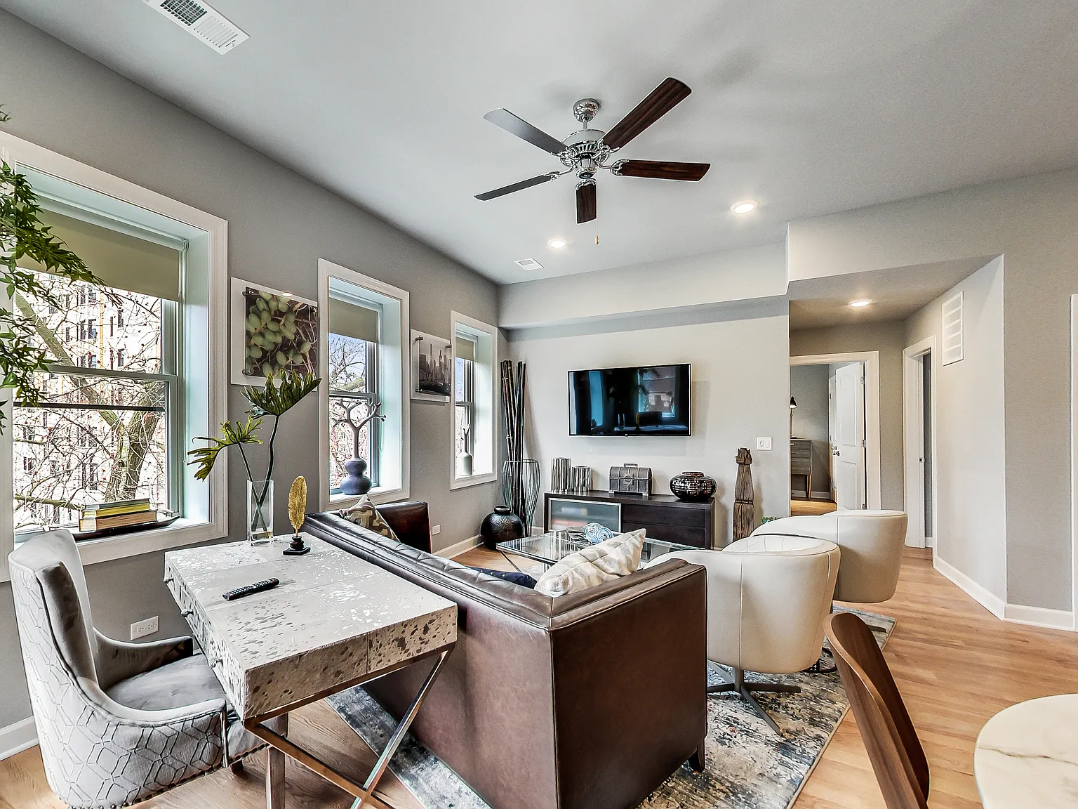 6 bed, 5.0 bath, $4,500 — Photo 3
