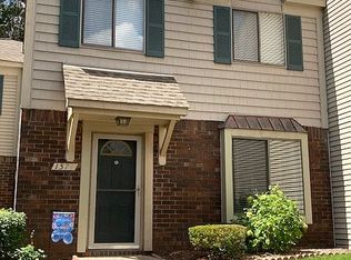 1574 Streamwood Ct, Rochester Hills, MI 48309