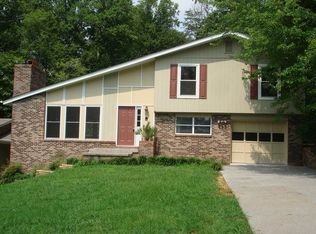 207 Sweet Ln, Clinton, TN 37716